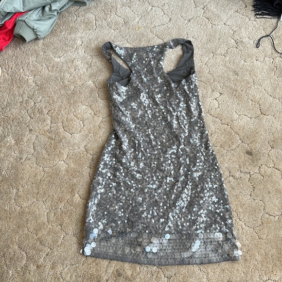 Sequin dress size 8 - Picture 2 of 2